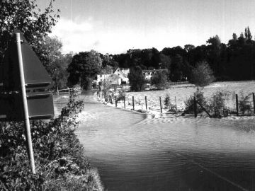 Flood-2001-1