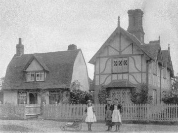 Laurels-Rose-Cottage-1910-1